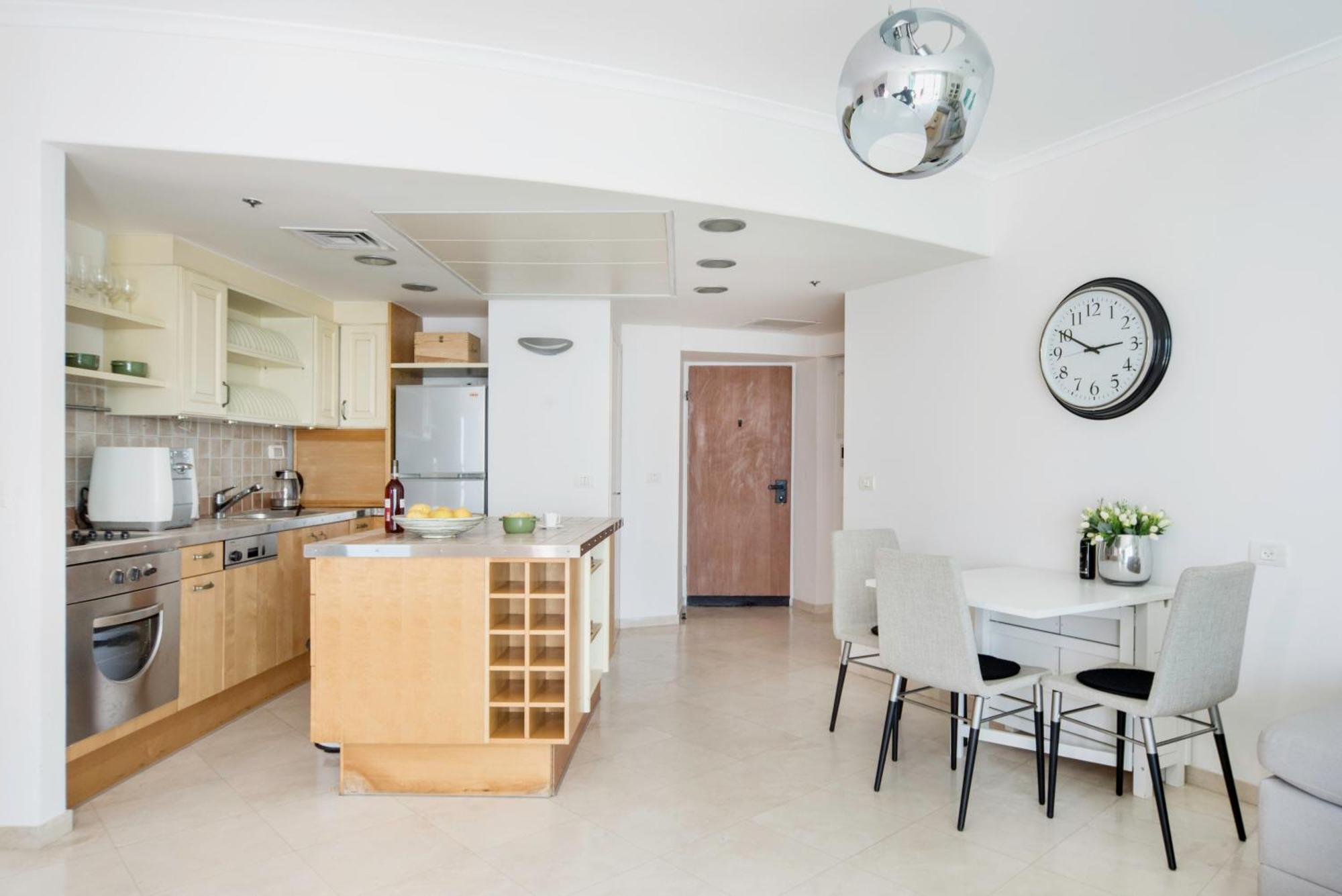 Superb Beachfront Apartments With Shelter By Sea N' Rent Tel Aviv Quarto foto