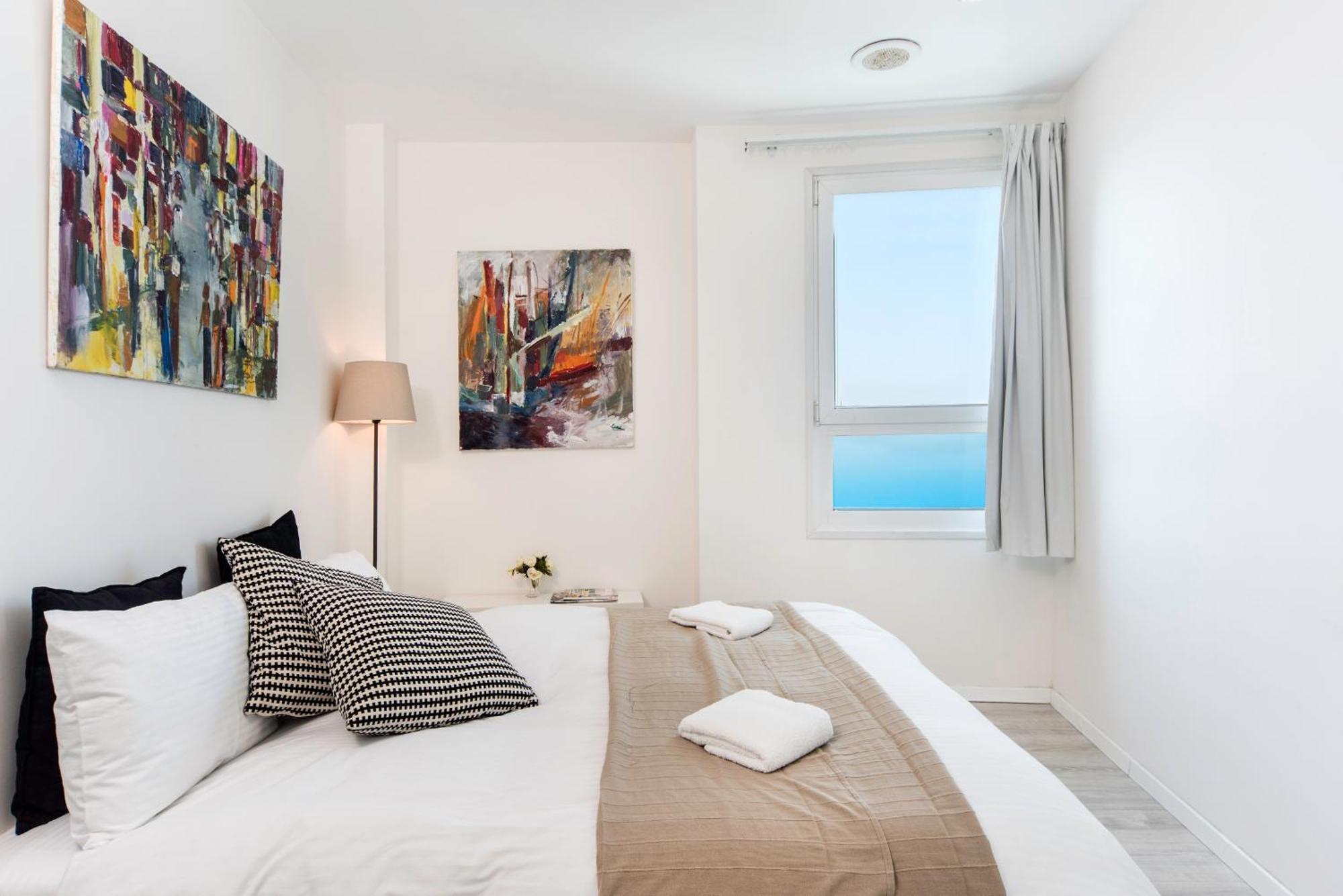 Superb Beachfront Apartments With Shelter By Sea N' Rent Tel Aviv Quarto foto